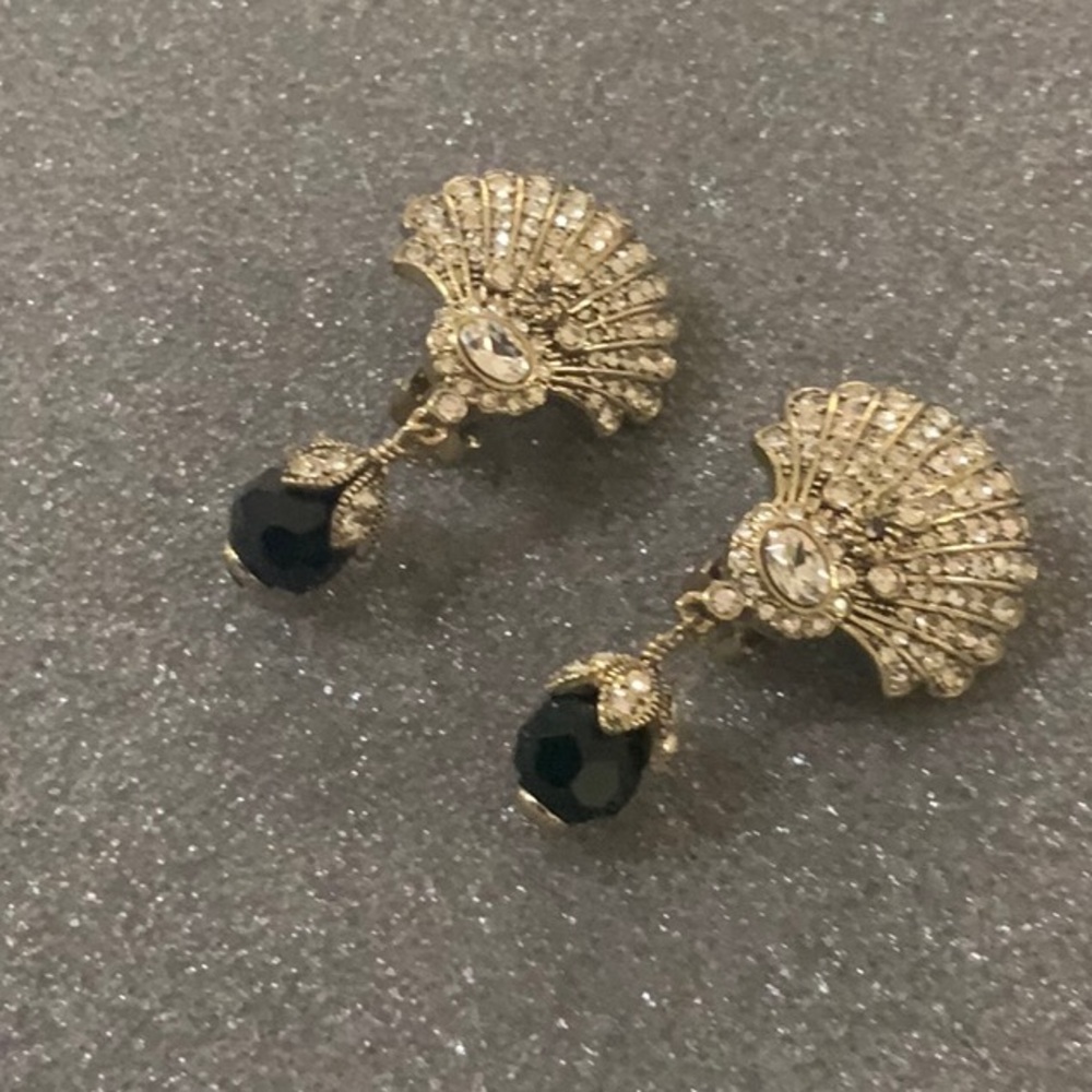 Black And Gold Crystal Shell Statement Necklace A… - image 7